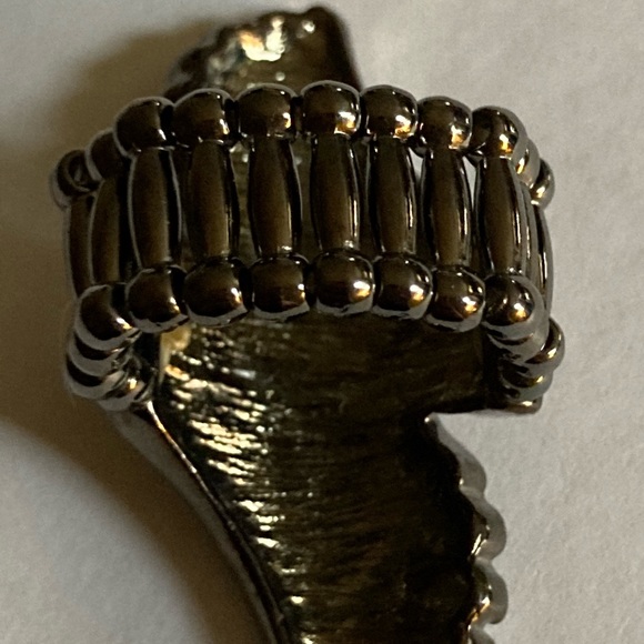 Unique design,costume ring - Picture 7 of 8